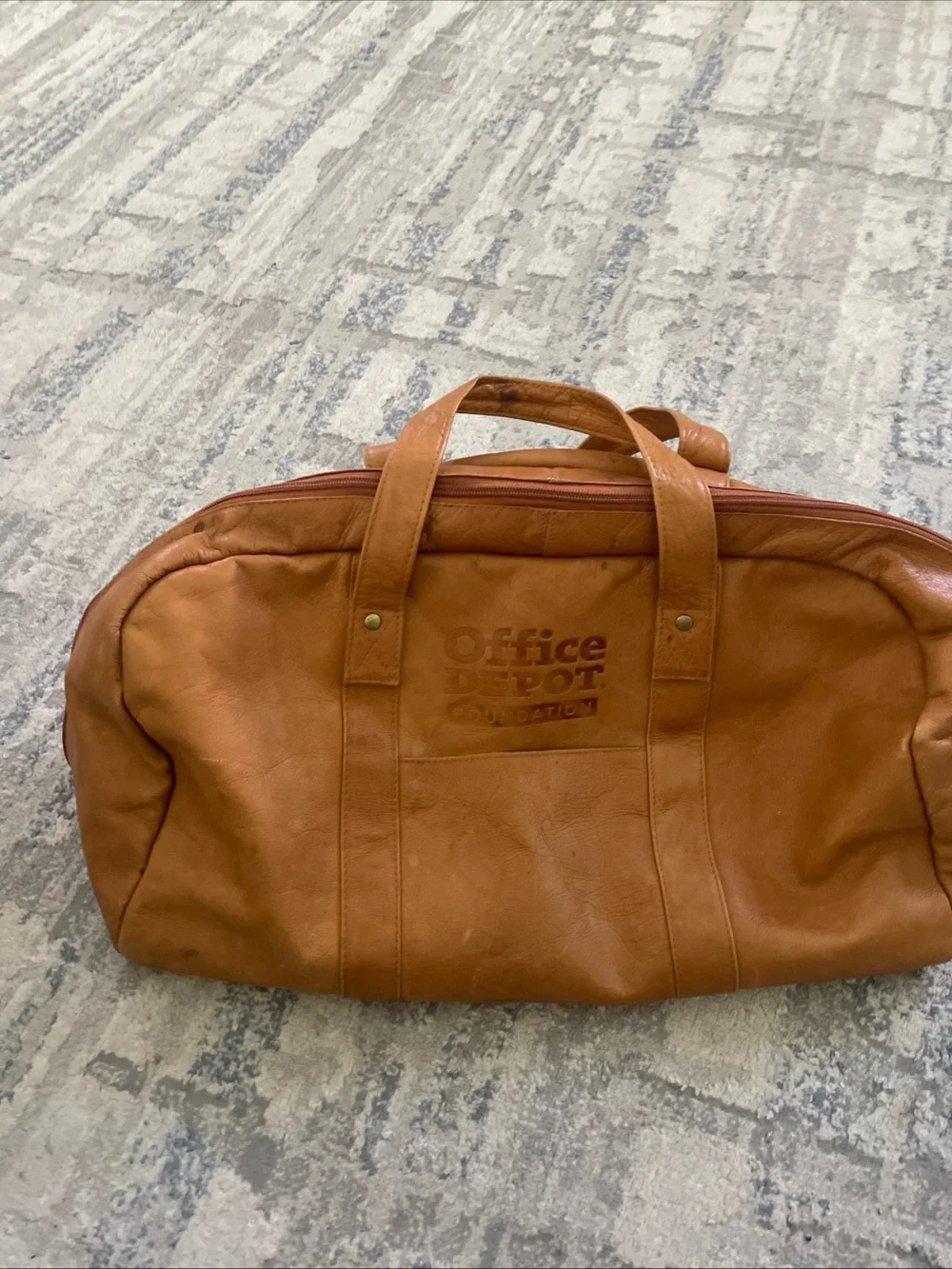 Office Depot Foundation Brown Leather Solid Duffle Bag Zip Soft Case Handles